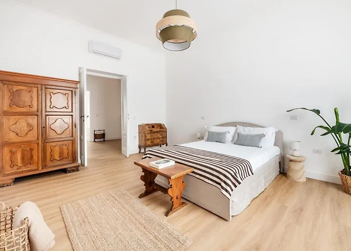 Davita - Casa Leda * Rom